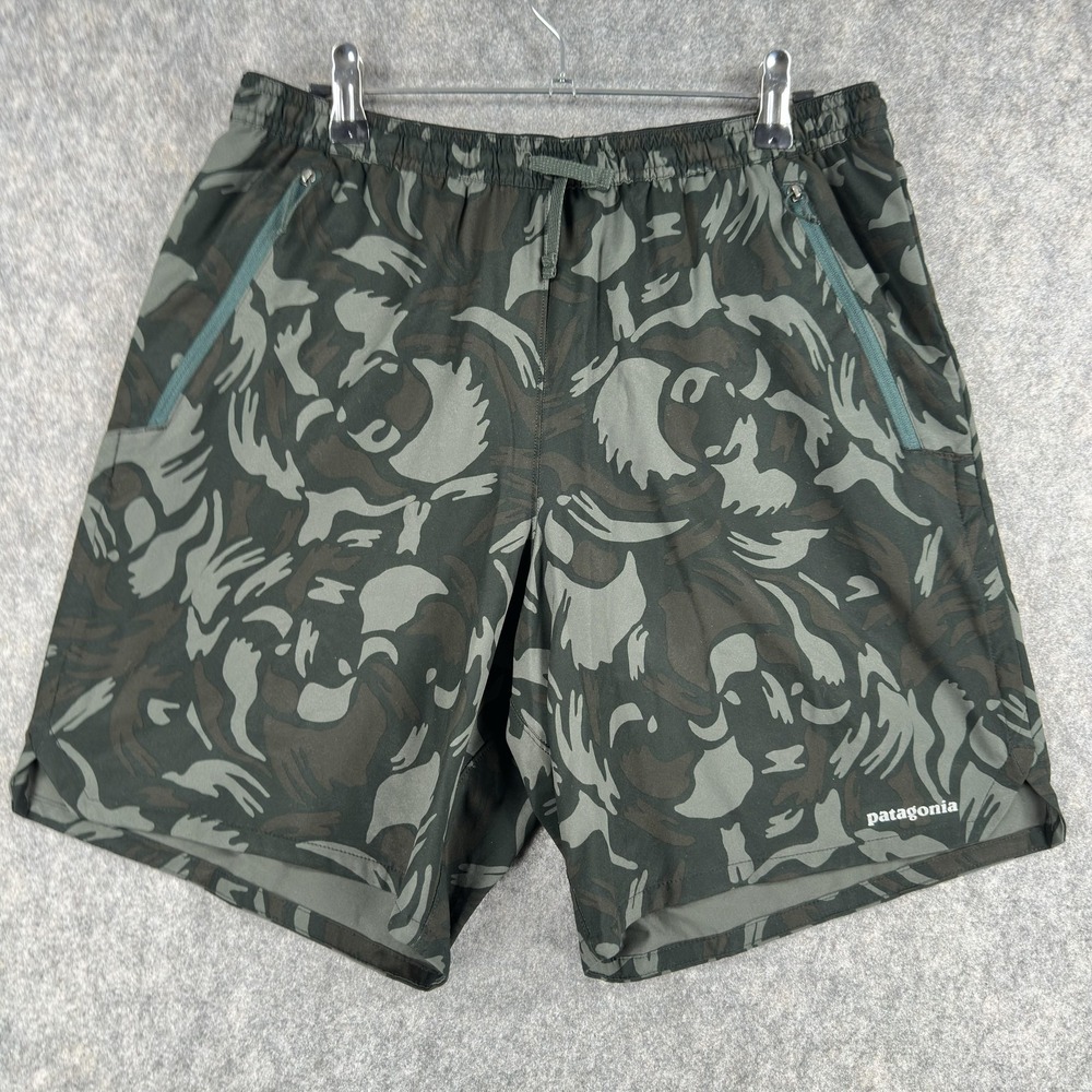 Patagonia Nine Trails Shorts Mens Medium Green Camo Zip Pockets